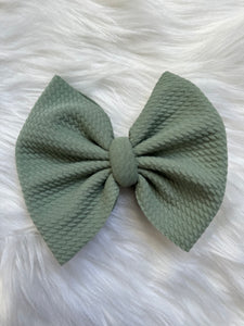 Light olive green solid